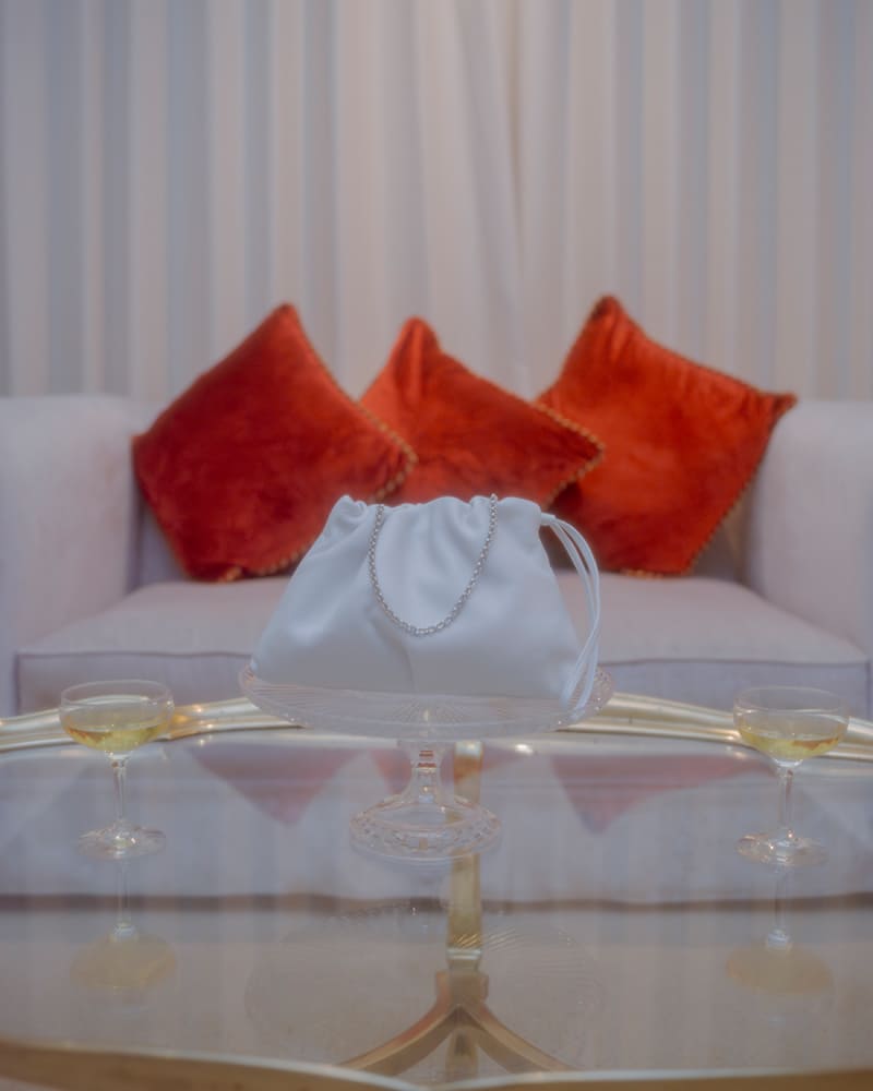 FEATUREスライド画像